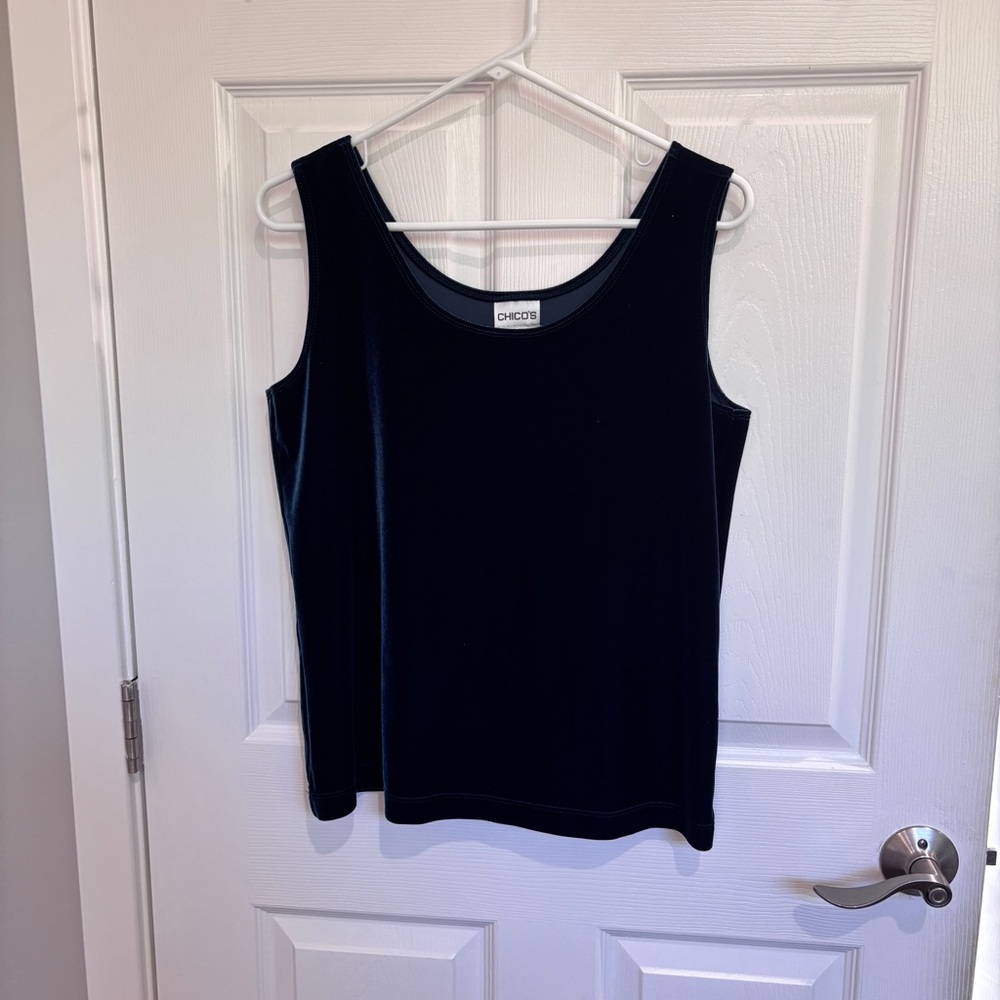 Chicos tank and cardigan set - Picture 2 of 9